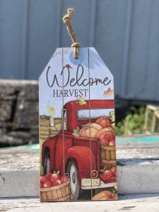 "Welcome Harvest" tag sign