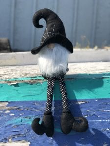 L Gnome - Spiderweb Hat w/ Polkadot Legs